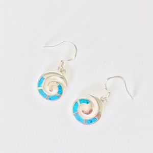 Simple and beautiful earrings